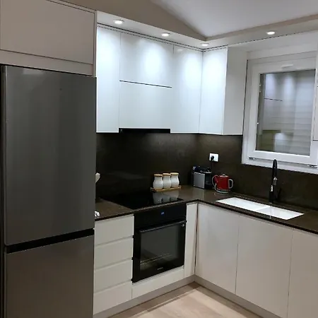 Modern Sea View Apartment *
