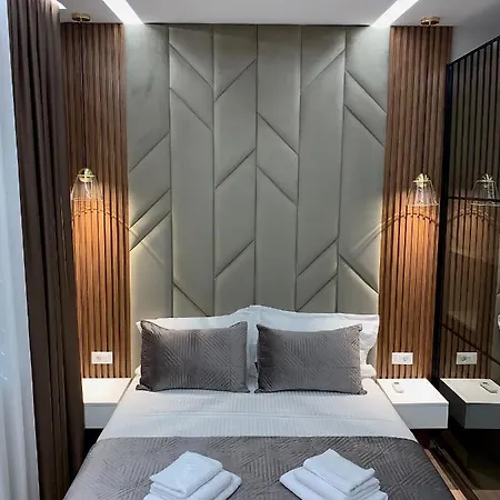 Modern Sea View Apartment * فلورا